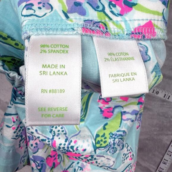 Lilly Pulitzer Women’s Shorts Sz XS Floral Print Blue Pink Green Stretch Cotton - Picture 6 of 9